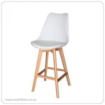 Cocktail / Bar Chair with White backrest and cushion and wooden legs