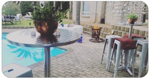Aluminium cocktail table and chairs - Event setup